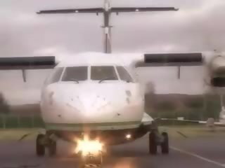 Super gaisa saimniece nepieredzējošas pilots liels dzimumloceklis