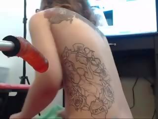 Tremendous mamalhuda tatuado deity é assim molhada com dela caralho.