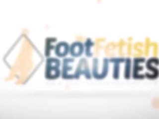 Barefoot Redhead clips off delightful Feet in Public: HD sex movie 4f